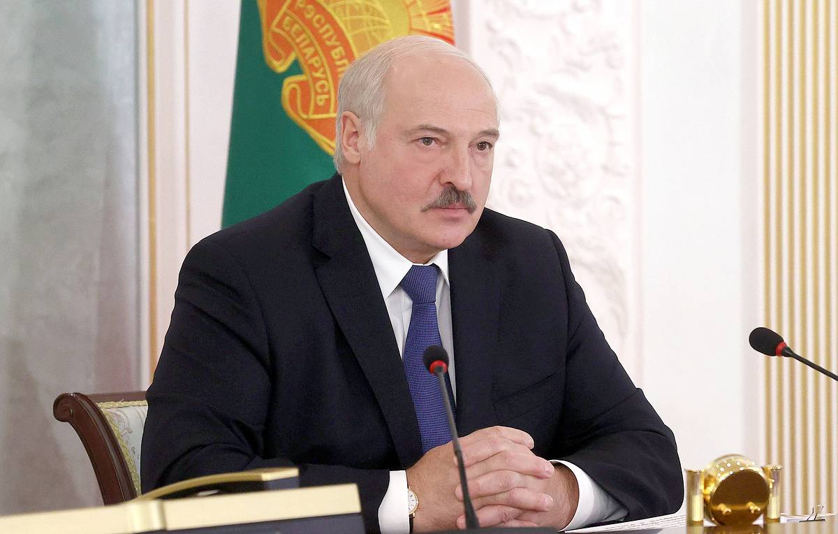 Lukashenko asks Russia&rsquo;s military to join combat alerts on Union State&rsquo;s western borders