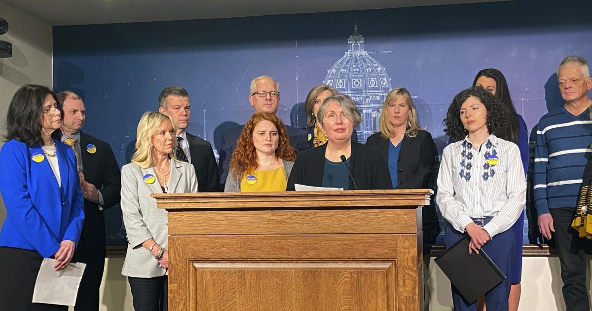 Minnesota Senate follows House in voting to divest state investments with Russia, Belarus