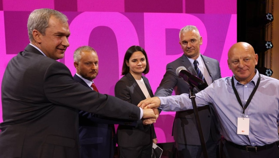 Belarus&rsquo; exiled opposition step up battle for relevance