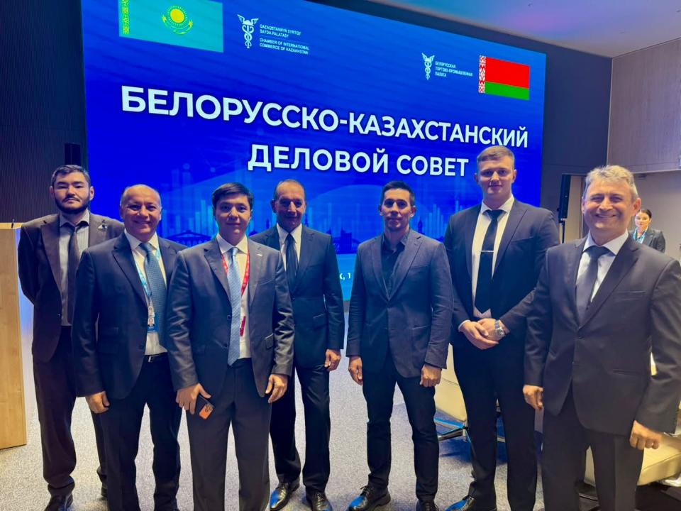 Kazakhstan Plans $30 Million Commercial Vehicle Exports to Belarus
